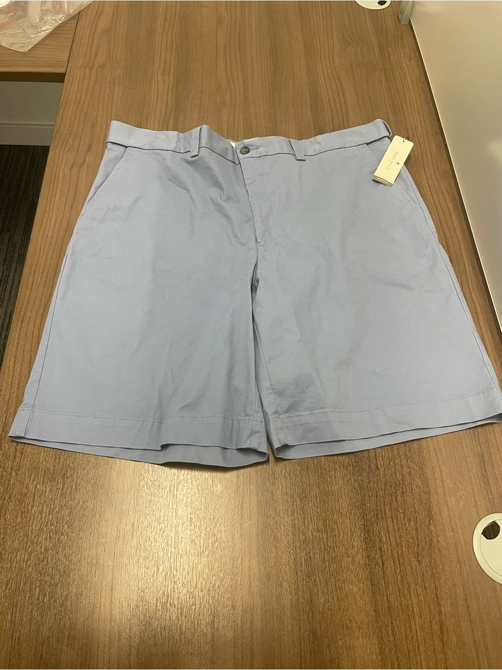 NWT Men’s Oak Hill Light Blue Flat Front Chino Shorts size 44